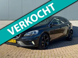 Volvo V40 2.0 D4 R-Design Business Camera/Pano/Leder