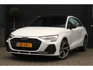 Audi A3 Sportback 45 TFSI e S edition Competition 4 jaar fabrieksgarantie | Panorama Dak | 3x S-line