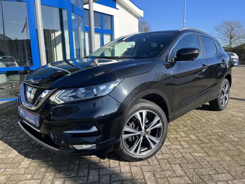 Nissan Qashqai 1.2 N-Connecta | Panoramadak, Naviagatie, Camera, Trekhaak, Cruise controle, 18" L-M-