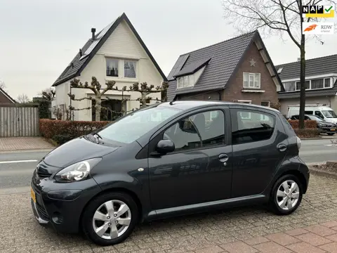 Toyota Aygo 1.0 VVT-i Exclusive 109.000 km NL-AUTO-NAP