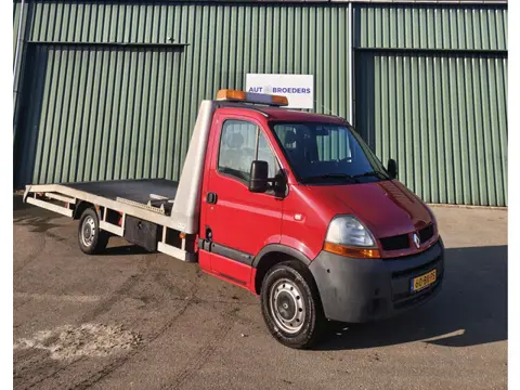 Renault Master T35 2.5dCi L3H1 OPRIJWAGEN - AUTOMAAT - NAVIGATIE