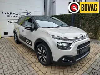 Citroen C3 1.2 PureTech Shine Navi-Carplay Stoelverwarming Led Bi-Tone Nieuwe Distributieriem