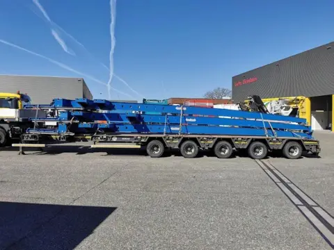 Nooteboom Super Wing Carriers extensions for tranport of windmill blades longen then 65 Meter Packag