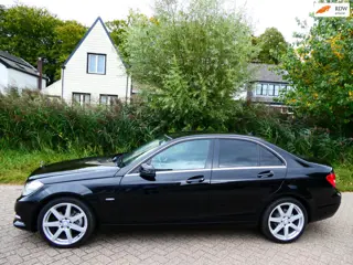 Mercedes-Benz C-klasse 180 157pk Automaat Clima Navi LED Cruise