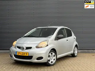 Toyota Aygo 1.0-12V Access RIJKLAAR | AIRCO | NIEUWE APK | LAGE KM