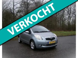 Toyota Yaris 1.3 VVTi Luna . AUTOMAAT . 5Deurs . Airco . Elec ramen en spiegels . enz