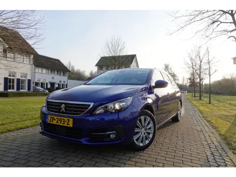 Peugeot 308 SW 1.2 PureTech Allure | Camera | CarPlay | Trekhaak | Automaat | Panodak |