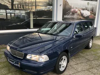 Volvo V70 2.5 Stationwagen 5-cilinder De ''Roffel'' Origineel Nederlands, Dealer geleverd!
