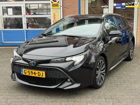 Toyota Corolla Touring Sports 2.0 Hybrid First Edition 184pk| BTW-auto | org. NL | Achteruitrijcamer
