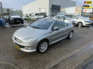 Peugeot 206 CC 1.6-16V Roland Garros, Automaat, Leder, Uniek