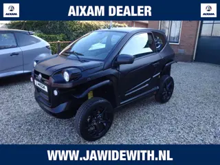 Aixam Mega e-Scouty Black Edition Apple carplay, Achteruitrijcamera, GT stoelen, Centrale deurvergre