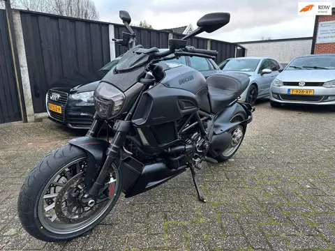 Ducati Naked Bike Diavel Carbon FACE LIFT