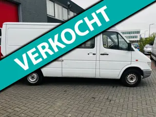 Mercedes-Benz Sprinter 208 D lang