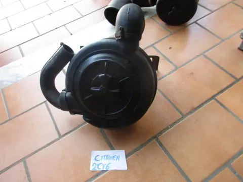 Air filter housing Citroen 2cv 6