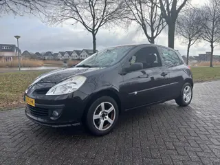 Renault Clio 1.2-16V Special Line (bj 2008)