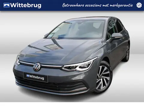 Volkswagen Golf 1.4 eHybrid 204pk Style DSG Automaat / Navigatie / Keyless / LM velgen / APP / Camer