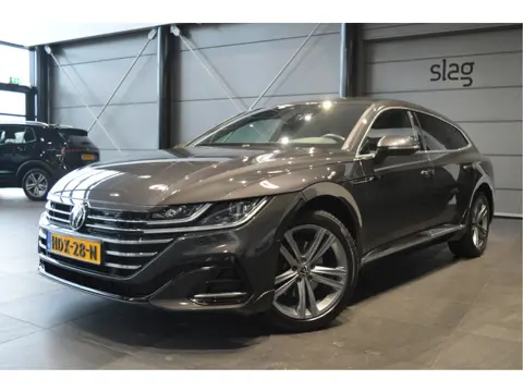 Volkswagen Arteon Shooting Brake 1.4 TSI eHybrid 3X R-LINE head up leer trekhaak !!