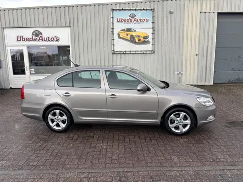 Skoda Octavia 1.2 TSI Arctic 5 DEURS NL AUTO KM 204825 NAP 4500E