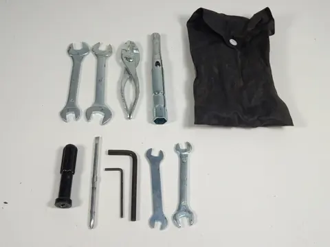 GEREEDSCHAPSET Yamaha FJR 1300 2006 - 2012
