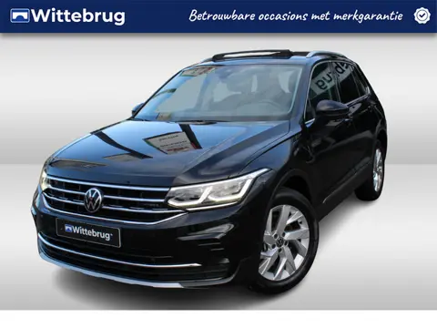 Volkswagen Tiguan 1.4 TSI eHybrid 245pk Elegance DSG Automaat / Panorama dak / Navigatie / LM 18 inc