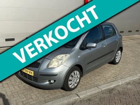 Toyota Yaris 1.3 VVTi Sol | Lage km | trekhaak | airco