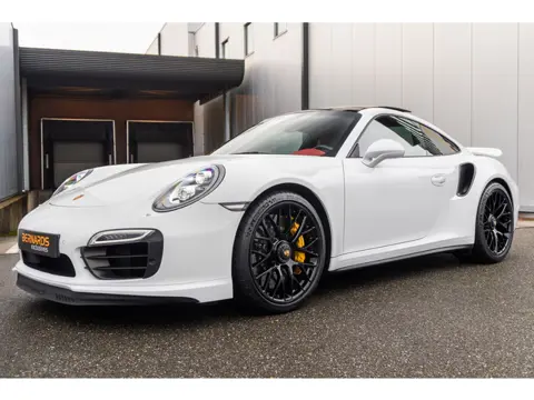 Porsche 911 (991) Turbo S - Pure White - Burmester - Carbon - PDLS+