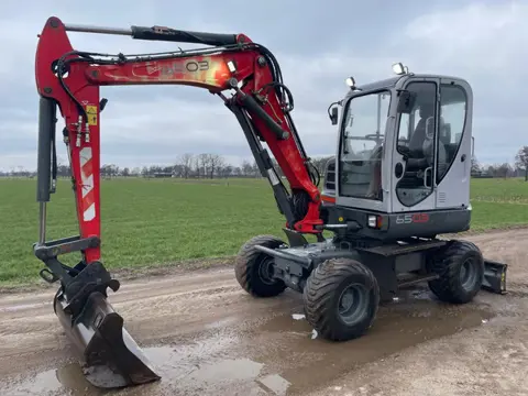 WACKER NEUSON 6503 WD Bandenkraan (bj 2006)