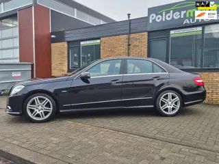 Mercedes-Benz E-klasse 350 CDI Avantgarde 4-Matic 1e EIG. WEINIG KM IN NIEUWSTAAT!!