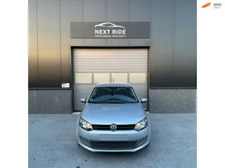 Volkswagen POLO 1.4-16V Highline