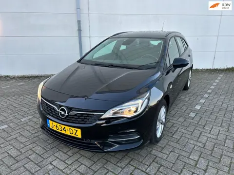 Opel Astra Sports Tourer 1.2 Edition Navi Cruise Controle Climat Controle Achteruitrij Camera 6-Bak 