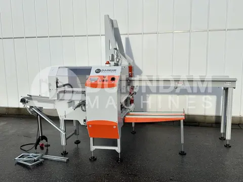 Rev Packaging Solutions Rooster dozen vuller Case Packer