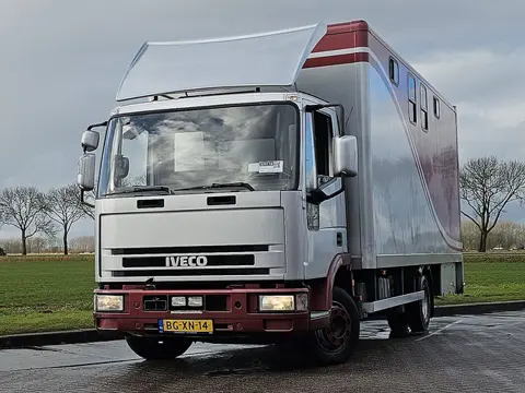 IVECO 80E15 EUROCARGO horses paarden