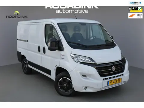 Fiat DUCATO EURO 6|Navi|2500 kg trekgewicht|Cruise|Trekhaak|