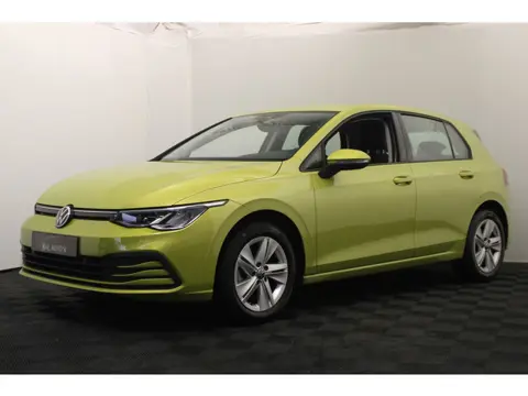 Volkswagen Golf 1.0 eTSI Life |Carplay|ACC| (bj 2021)
