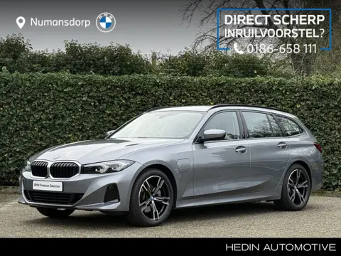 BMW 3 Serie Touring 320e | Camera | Sportstoel. | PDC voor + achter