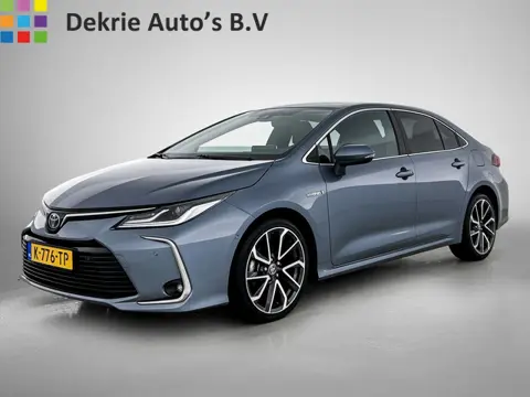Toyota Corolla 1.8 Hybrid Executive Sedan / Leder / Navigatie / Xenon / Pdc.V+A / Airco-ecc./ Radio 