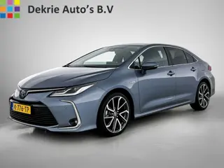 Toyota Corolla 1.8 Hybrid Executive Sedan / Leder / Navigatie / Xenon / Pdc.V+A / Airco-ecc./ Radio 
