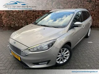 Ford Focus Wagon 1.5 Titanium I Stoelverwarming I Navigatie