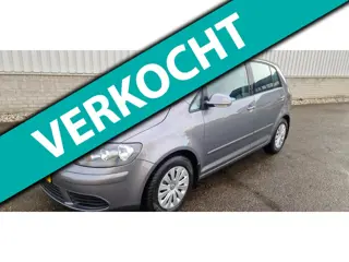 Volkswagen Golf Plus 1.6 FSI Optive 2