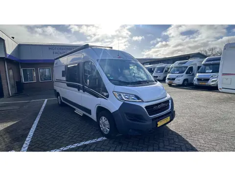 Carthago Malibu Van 600 DB zeer compleet
