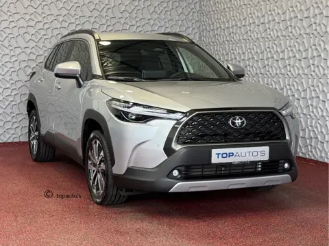 Toyota Corolla Cross HYBRID 140 STYLE STOEL/STUUR VERW. ELEK.KLEP LED KEYLESS CARPLAY NAVI CAMERA AD