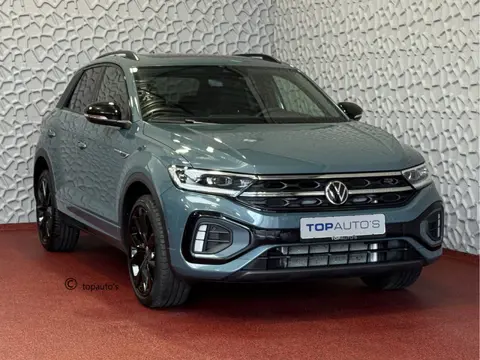 Volkswagen T-Roc 1.5 TSI 150PK R-LINE PANORAMA BLACKLINE EVO IQ LIGHT ALCANTARA ELEK.KLEP CARPLAY ST
