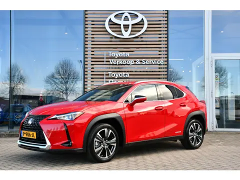 Lexus UX 250h Preference Line Automaat 184pk | Trekhaak | Dodehoekdetectie | Parkeersensoren | Apple