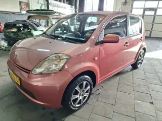 Daihatsu Sirion 2 1.3-16V Comfort Airco! NWE APK: 4-4-2027!