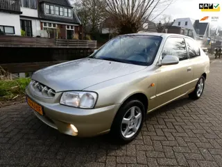 Hyundai Accent 1.5i GS 90pk Semi-Classic 3-drs Airco Nette auto Youngtimer