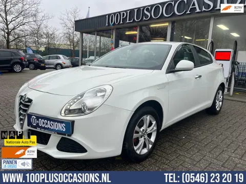 Alfa Romeo Giulietta 1.4 T Impression | sportieve uitstraling | nette auto | Airco