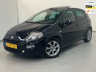 Fiat Punto Evo 0.9 TwinAir Lounge / NL-auto / Pano / Clima