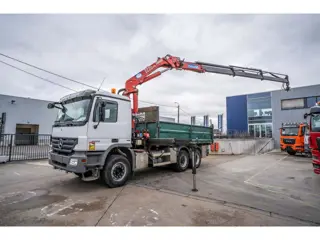 Mercedes-Benz ACTROS 3336 K-E5-HMF 2220 K3 (bj 2008)