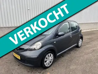 Toyota Aygo 1.0-12V + AIRCO 5 DEURS Elek Pakket !!! APK 2027 !!!