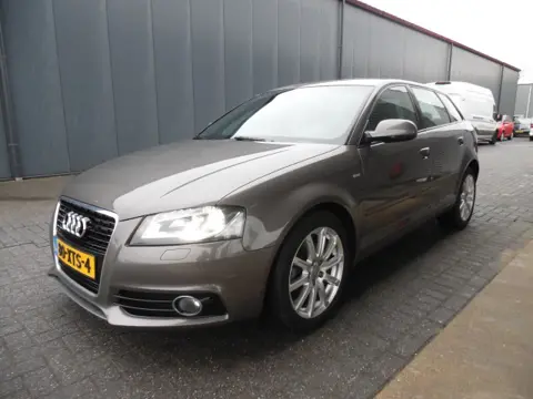 AUDI A3 1.4 TFSI AMB. PL.S.